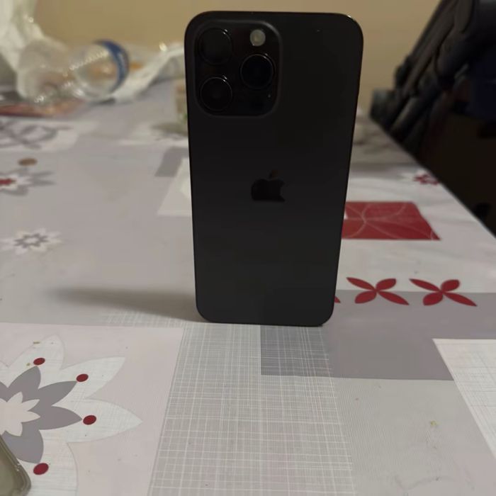 Vendo iPhone 14 pro max azul