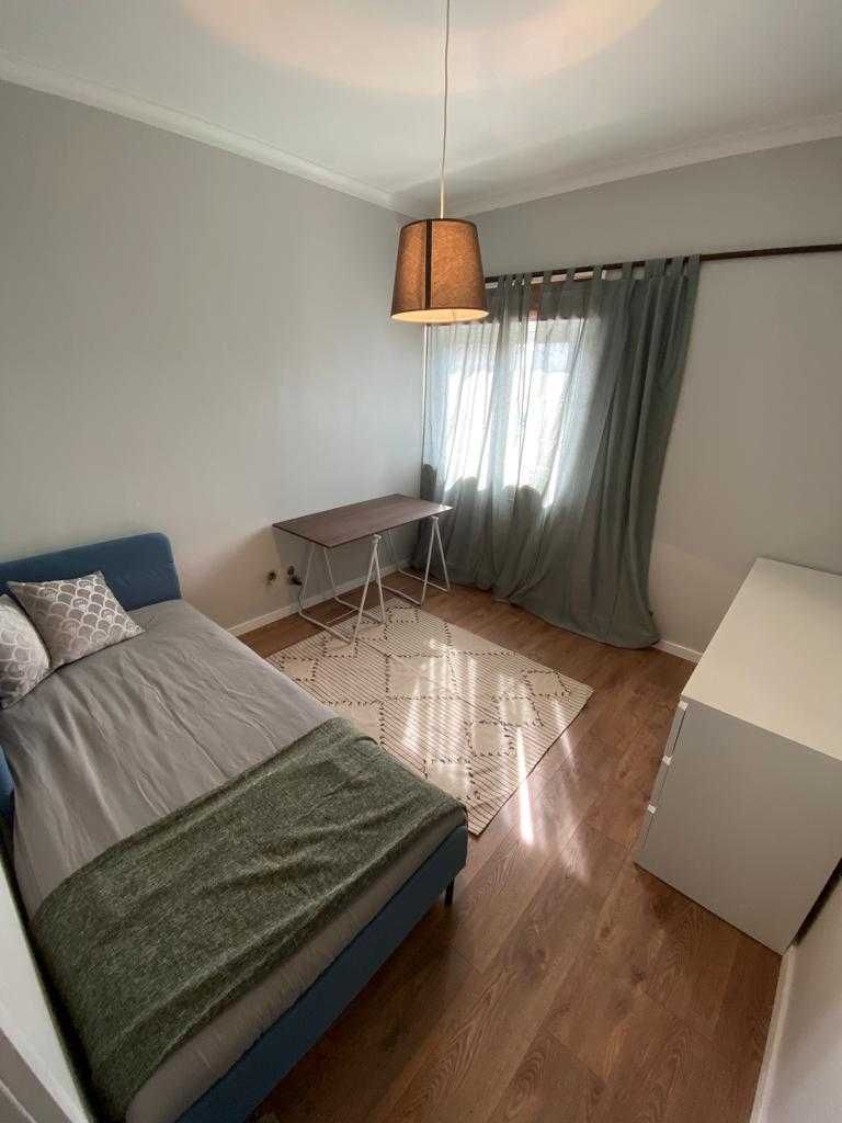 Arrendo 1 quarto apartir de 300€/mês NÃO SE ACEITAM CASAIS