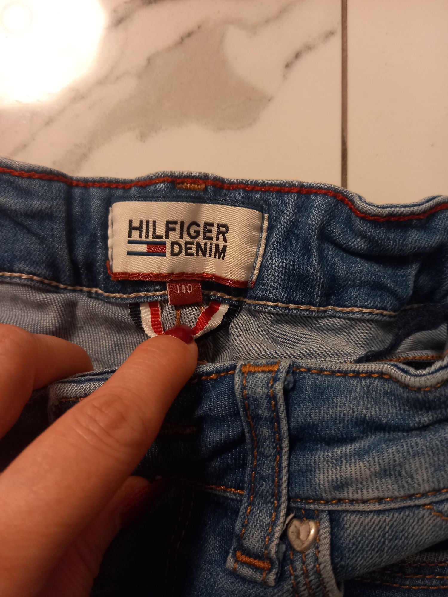 Spodnie Tommy Hilfiger 140 cm