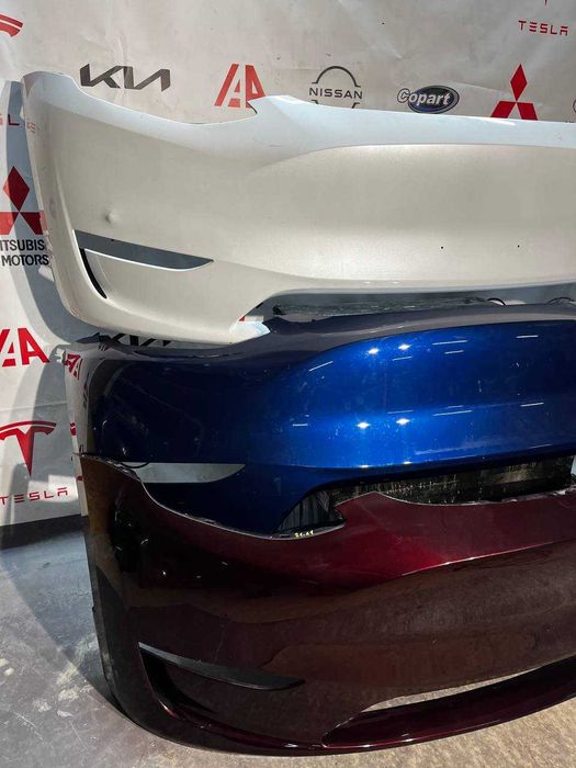 Бампер передній Tesla Model Y 2023-2024