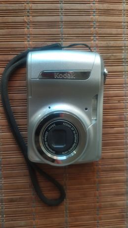 Цифровой фотоаппарат Kodak