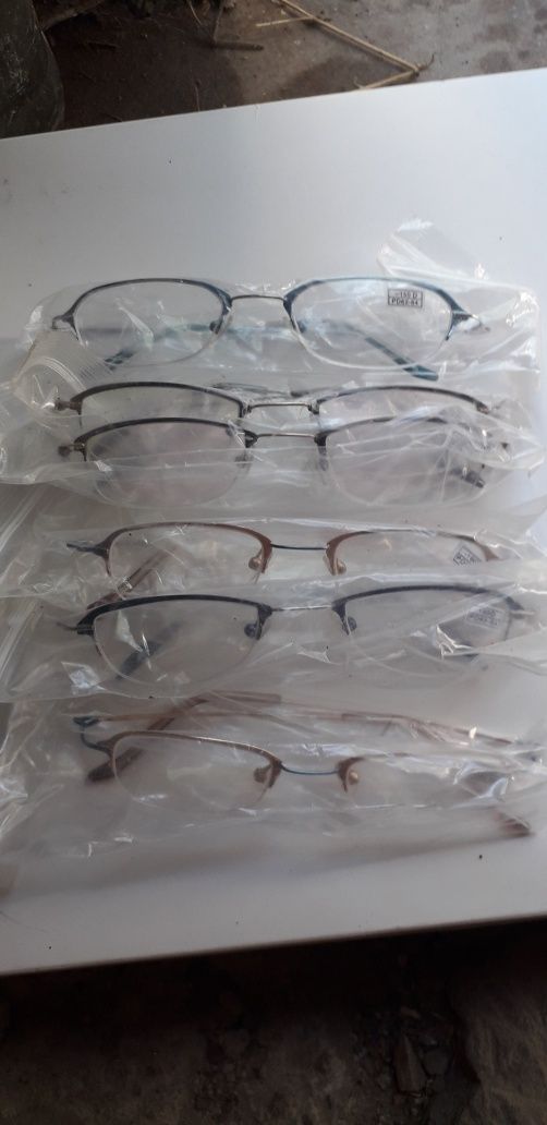 Продам окуляри від-1.0D до-4.0D