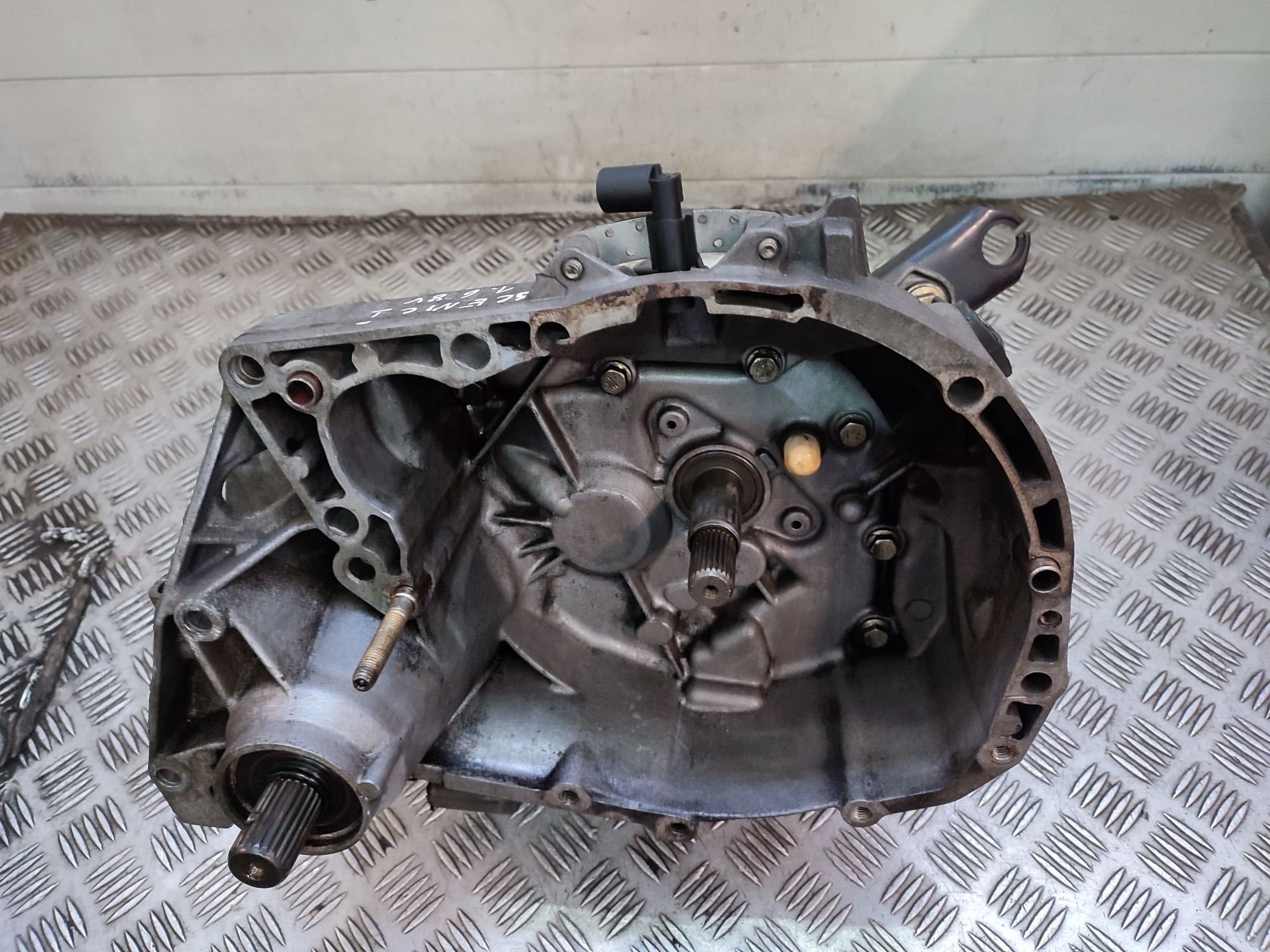 Renault Scenic I 1.6 8V skrzynia biegów JB3 933