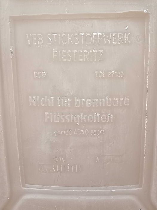Канистра пластикPiesteritz Германия   б/у 30литров