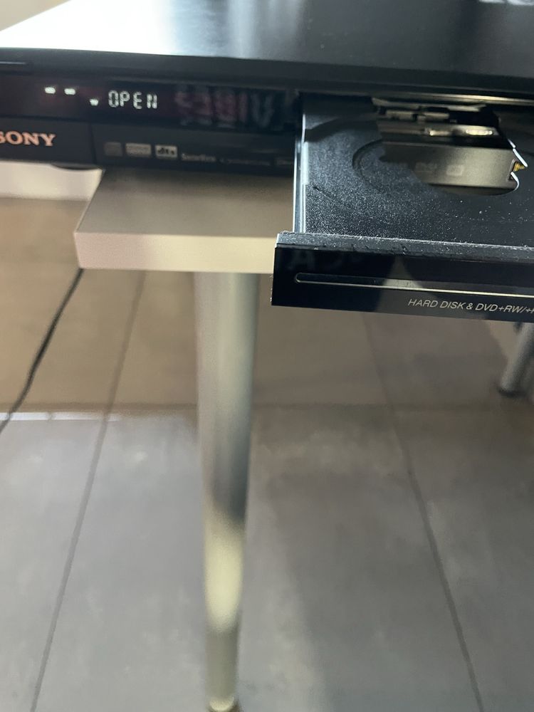 Nagrywarka dysk dvd sony z pilotem orginalnym
