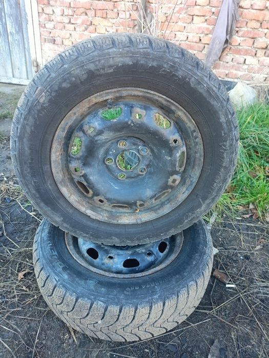 Зимові колеса 185/65R14. Диск розбортовка 5/100