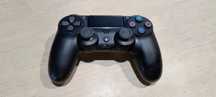 Pad do konsoli Sony PlayStation 4