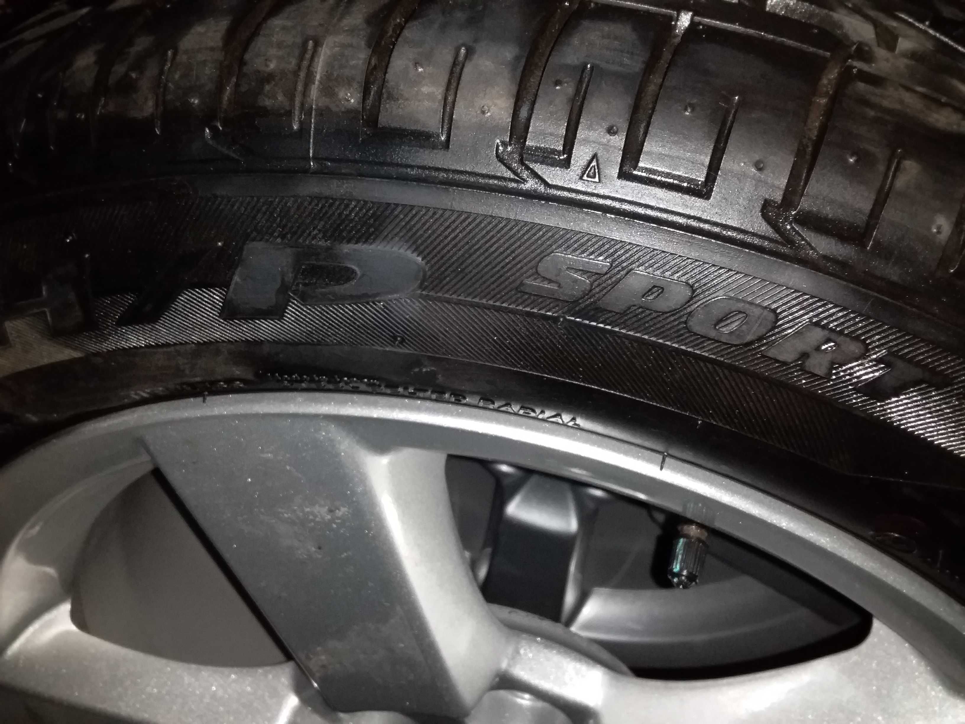 Одиночка 225/55 R18 Bridgestone Dueler HP Sport гума літня із запаски