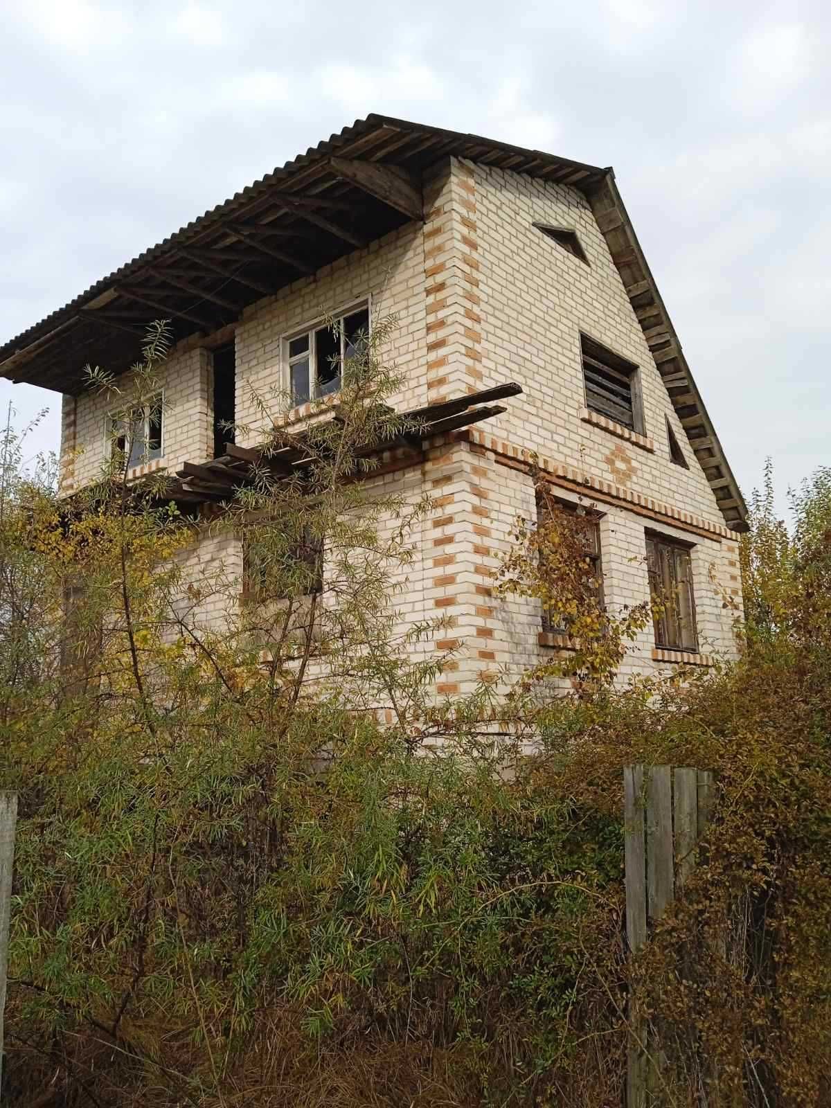 Продається будинок в Барашівському масиві.