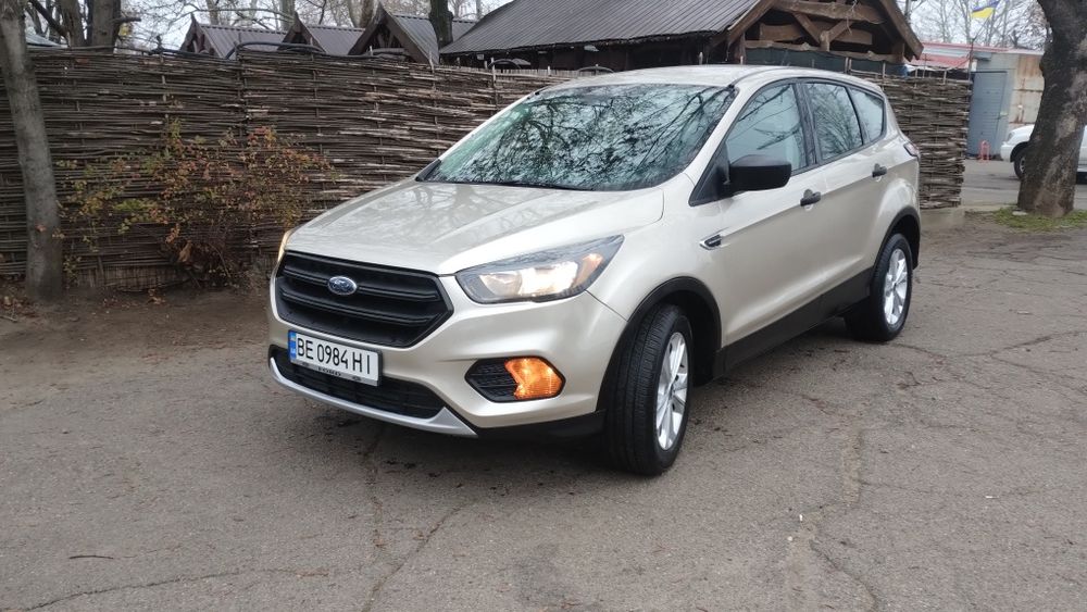 Продам Ford Escape 2.5