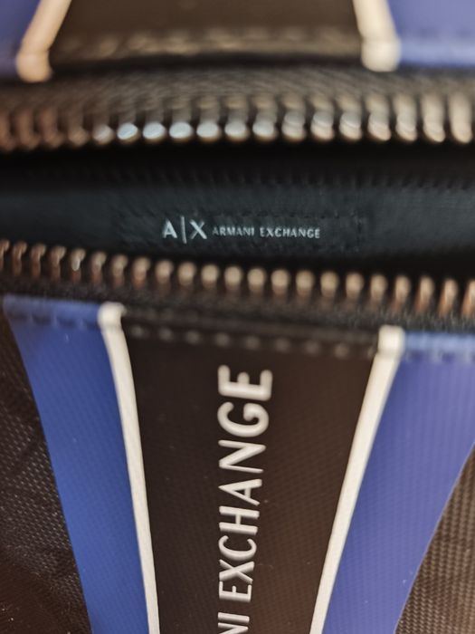 Armani Exchange Mala de Cintura , Peito .