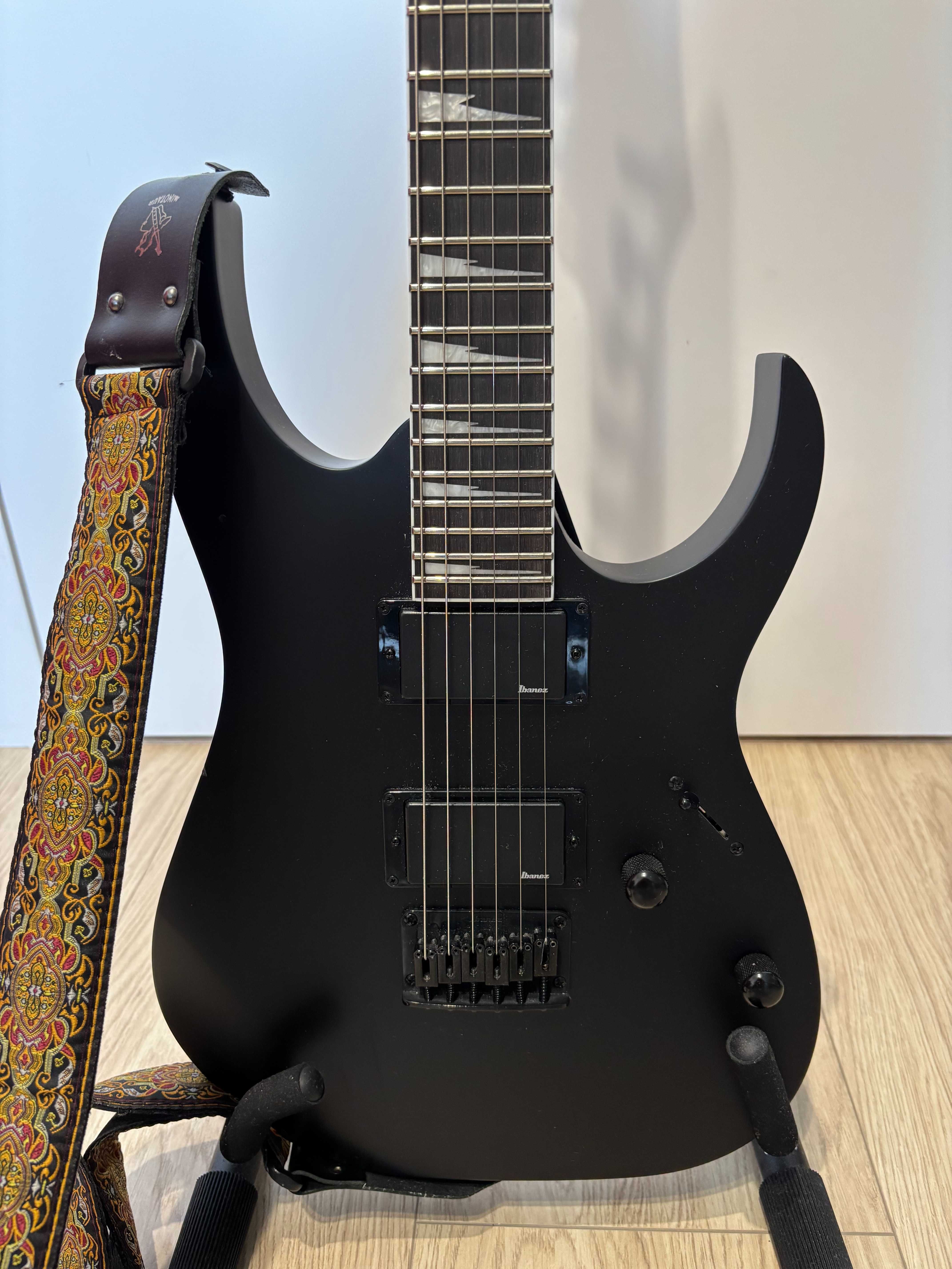 Ibanez GRG121DX-BKF - gitara jak nowa, pasek gratis
