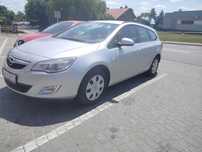 Opel Astra J  2011  1.7 diesel   Niski przebieg   kombi