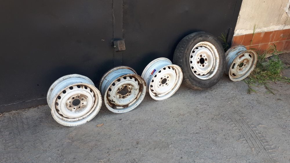 Дискі ваз чи на причеп.