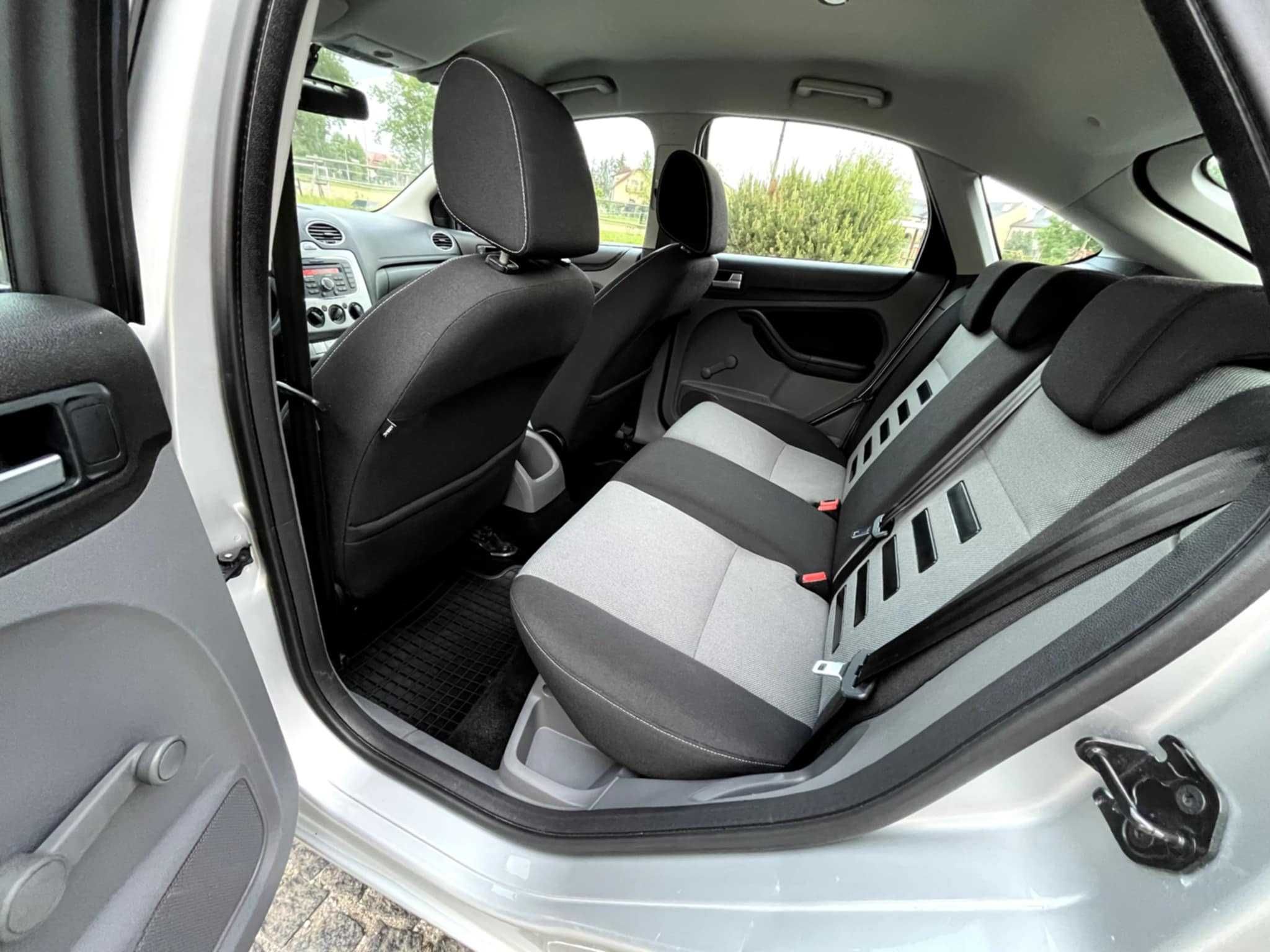 Ford Focus 2010R