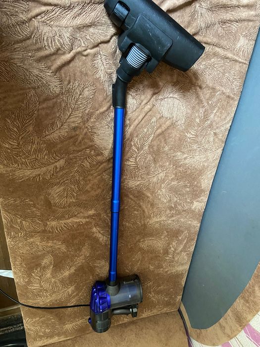 Пилосос- ручка Clatronik