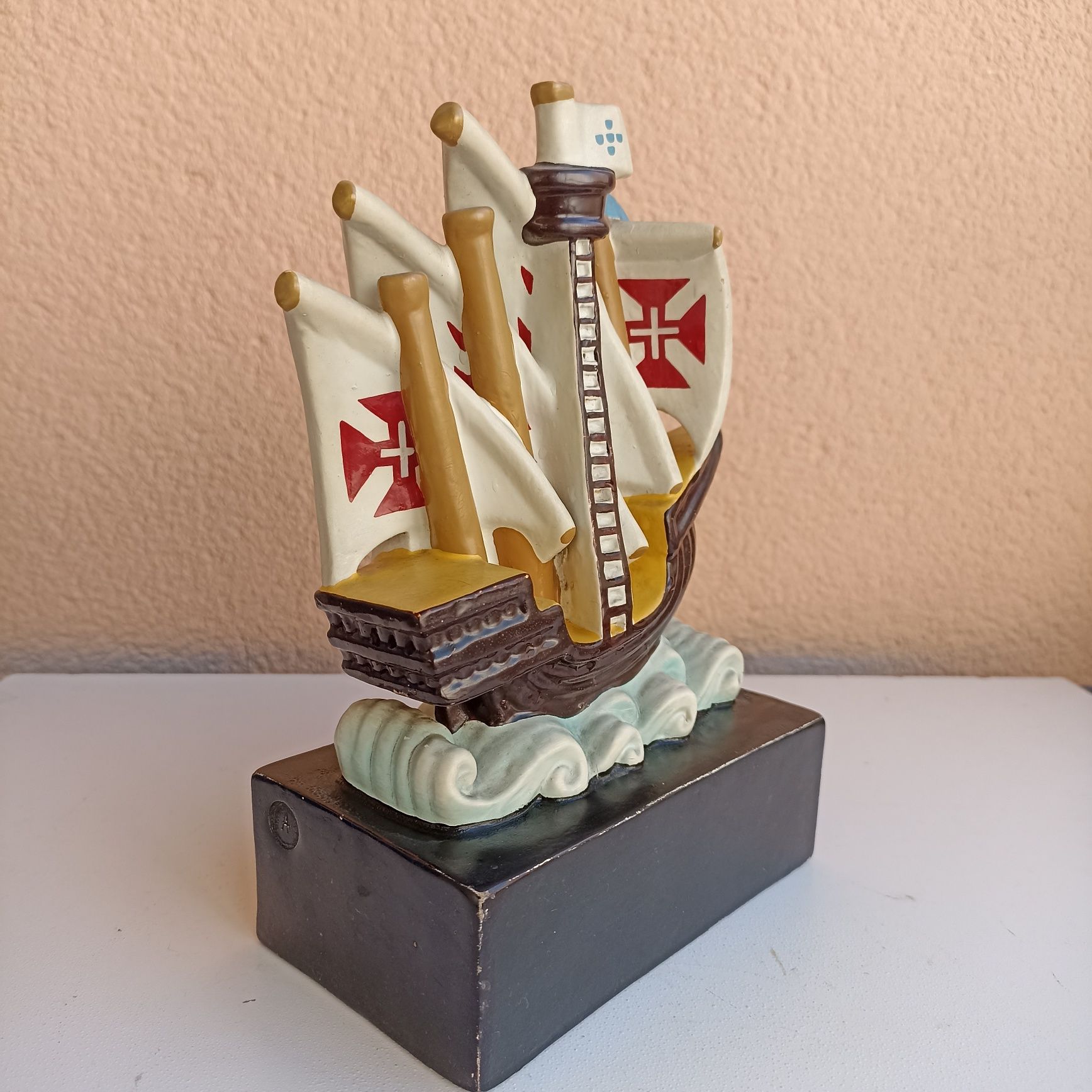 Barco português Sagres em cerâmica Estatuária artística Coimbra