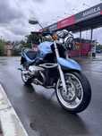 BMW r1150r.