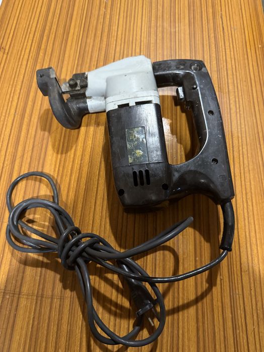 Elektryczne nożyce do  blachy PRL