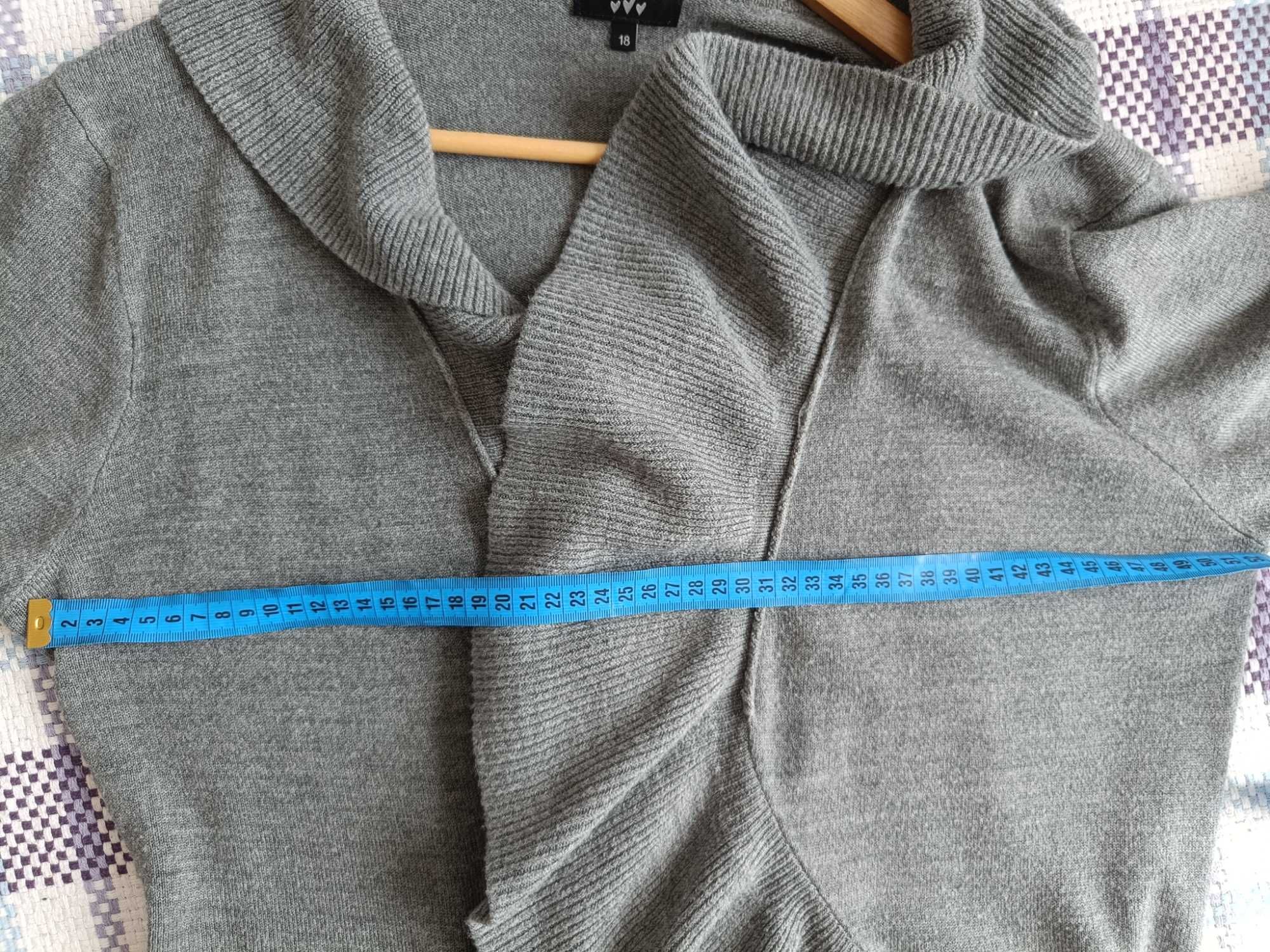 Szary sweter kardigan oversize Marks&Spencer z falbankami