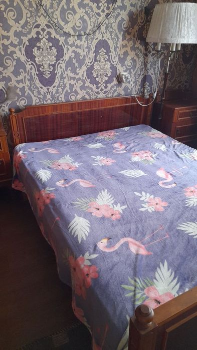 Продам спальню б/у у гарному стані