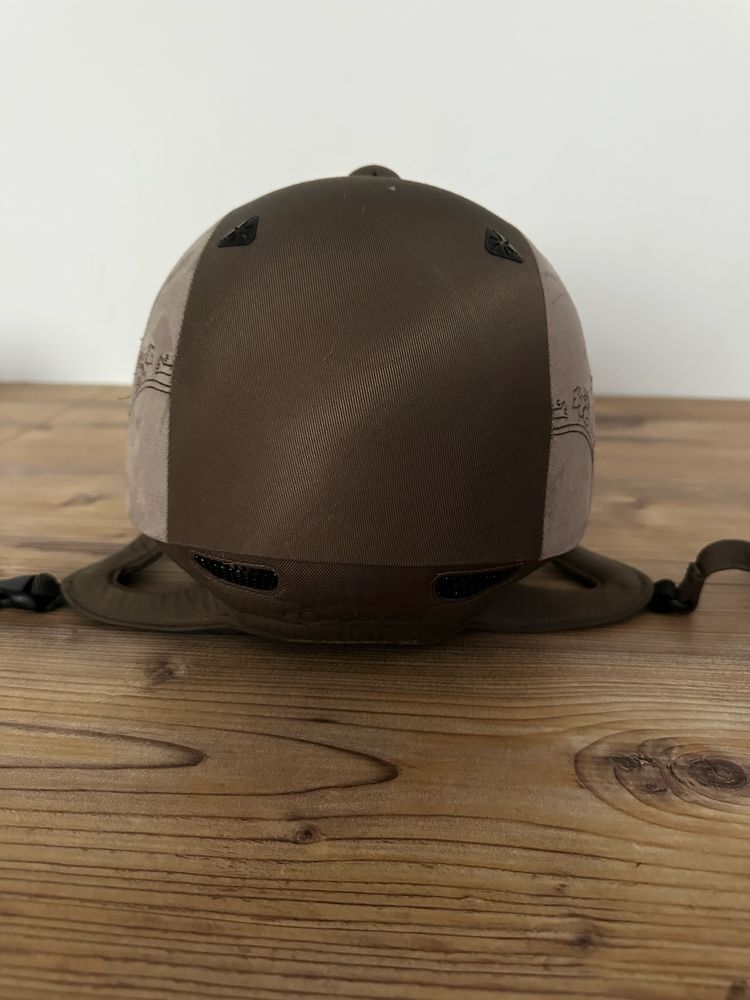 Kask jeździecki  Toczek Fouganza roz 58