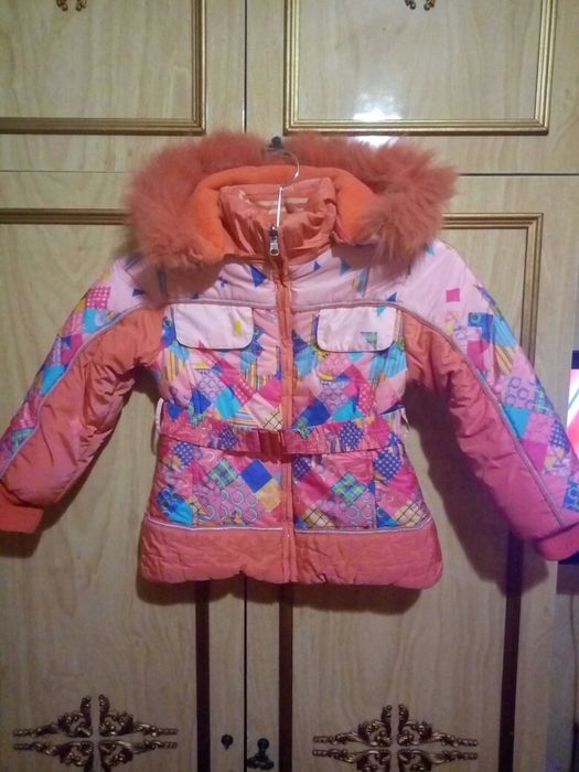 Детская зимняя курточка