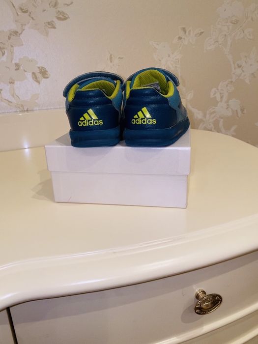 Кроссовки брендовые Adidas 21 р. Оригинал