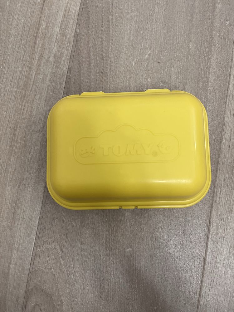 Zabawka edukacyjna jajka Tomy