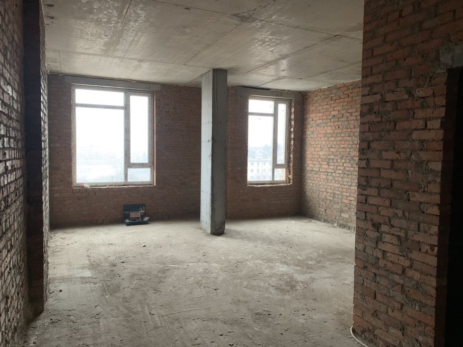 Продаж 1к квартири 45.05 кв. м на вул. Івана Богуна 27А