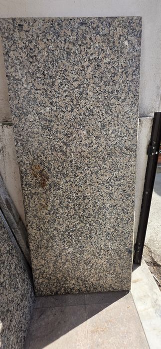 Vendo tampo granito de cozinha usado