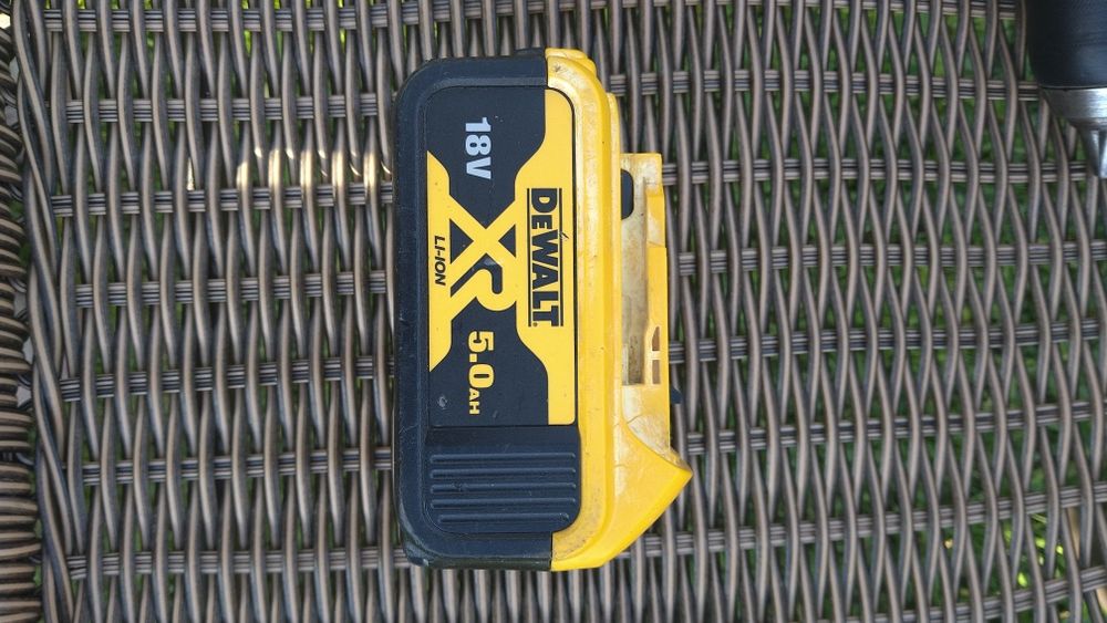 Шуруповерт DeWalt DCD 796