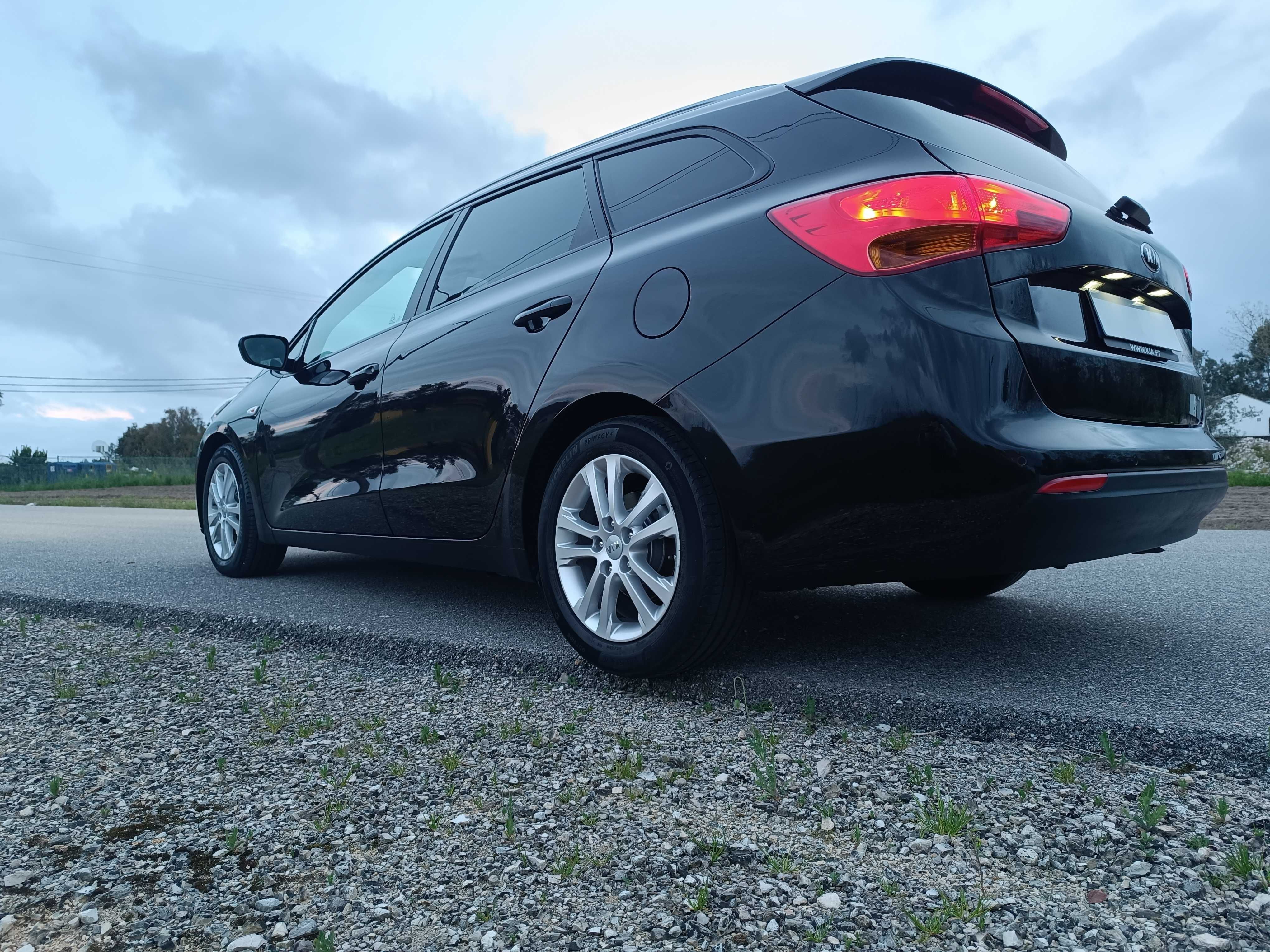 Kia Ceed SW 1.6 crdi 128cv- ESPETACULAR