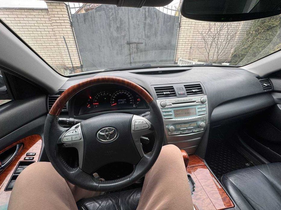 Продам Toyota Camry 2007-2008