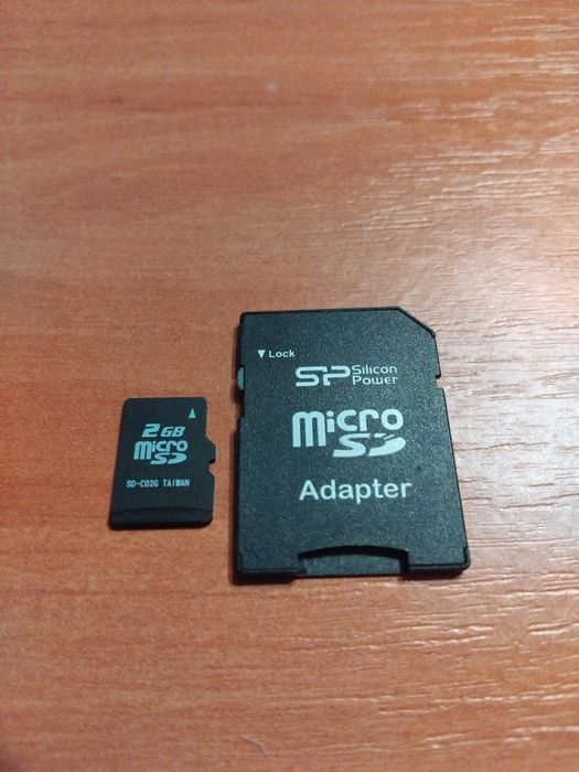 Продам карту памяти 2 гб.