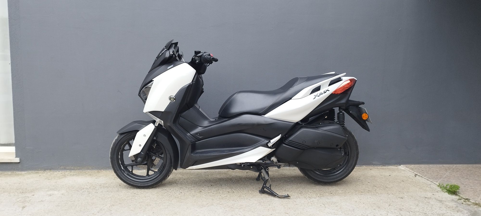 Vendo Yamaha XMAX 300