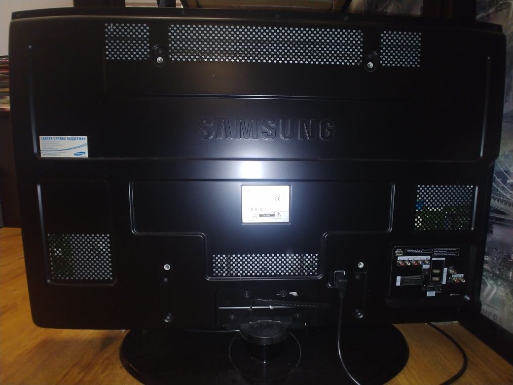 Телевизор Samsung 42 plazma отличное состояние