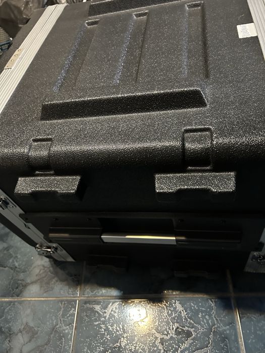 Rack Case 8U thomann