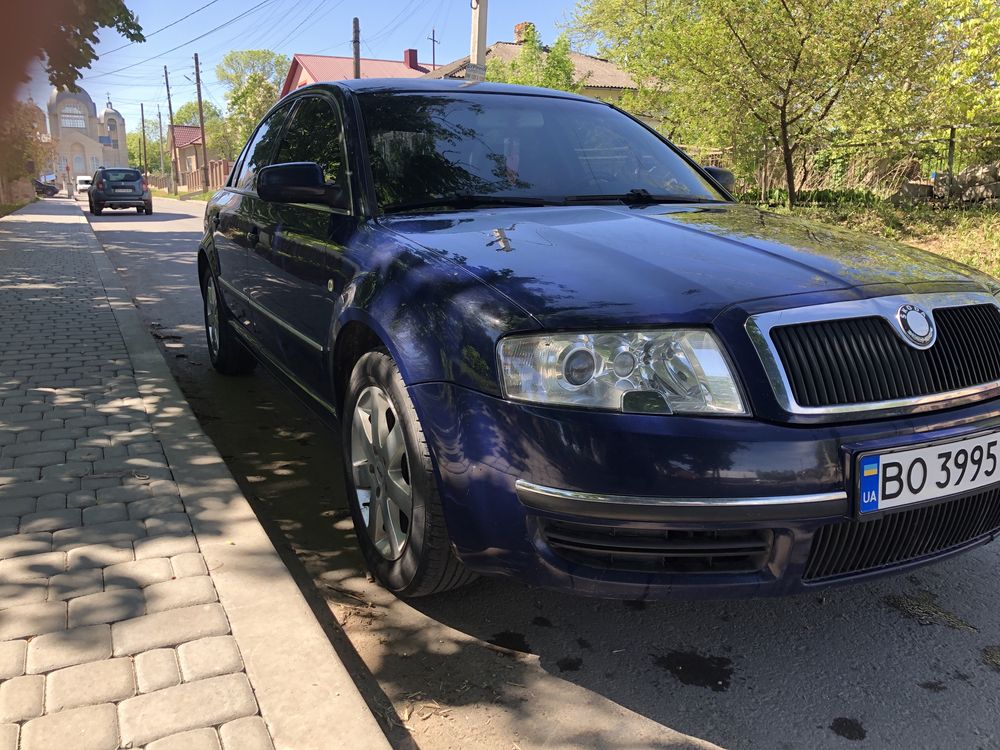 Skoda  superb   2,5 tdi