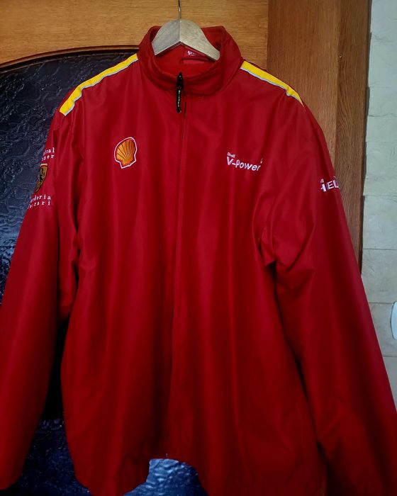 Kurtka Suderia Ferrari