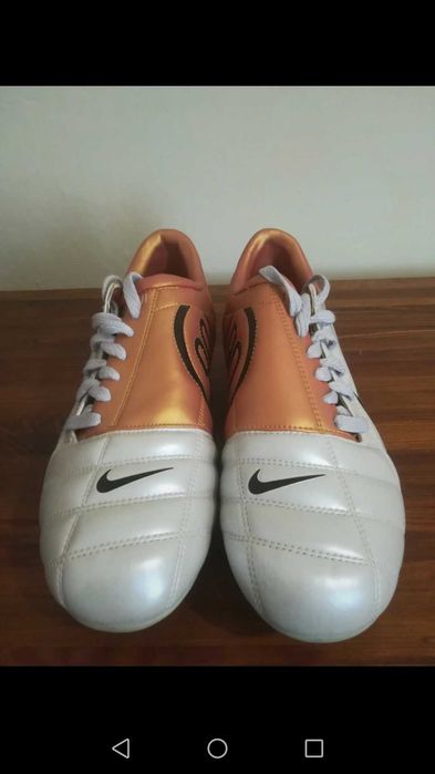 Buty piłkarskie Nike Total 90