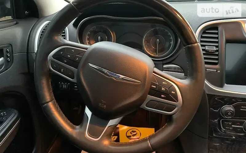 Chrysler 300 С 2017