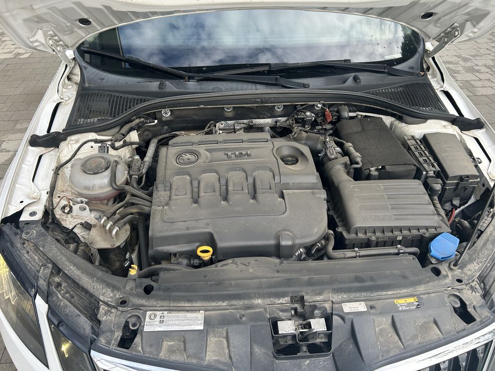 Продам Skoda Octavia A7 2017 1.6 Turbo