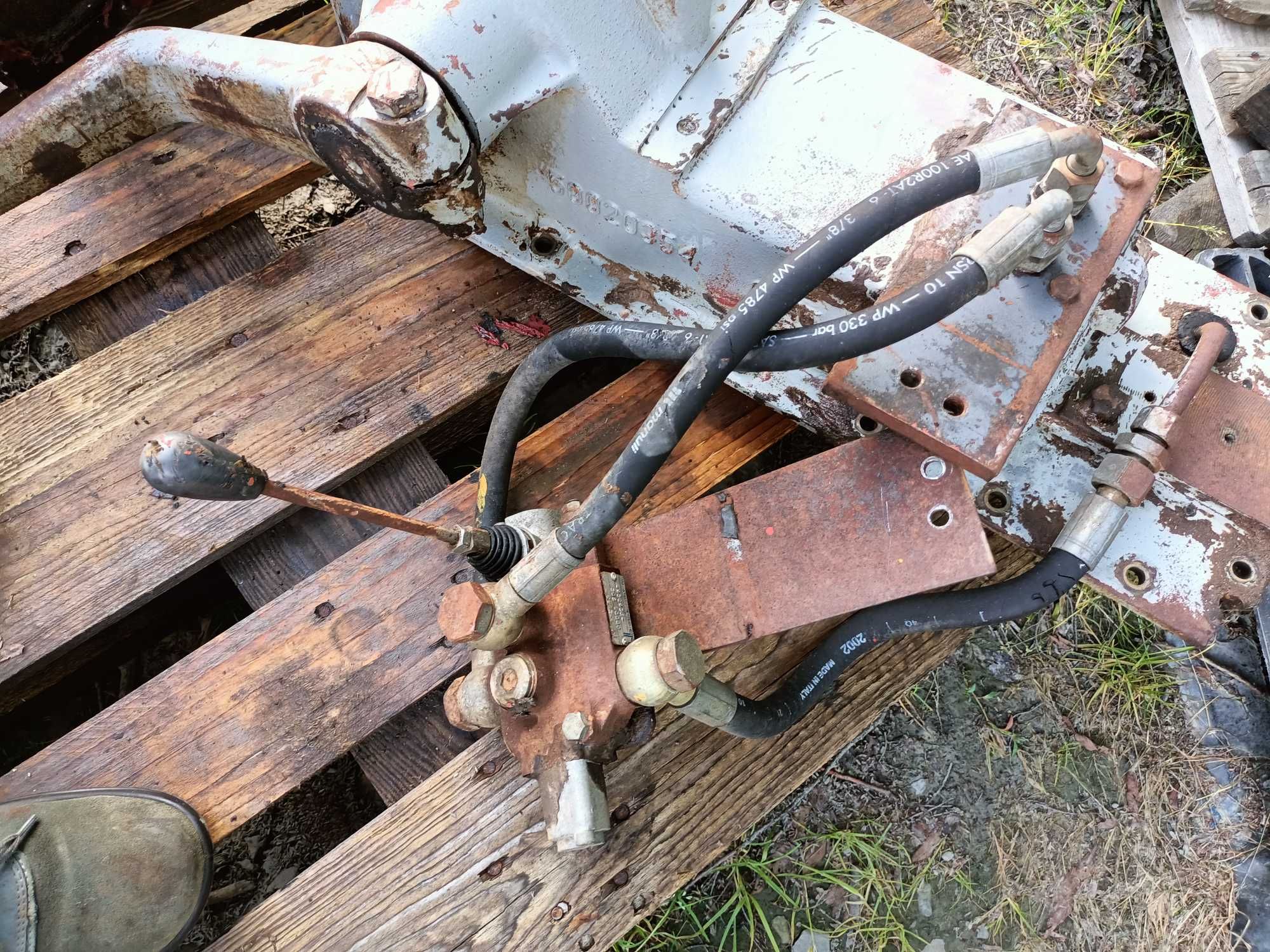 podnośnik plecak hydrauliczny żaba ursus c330 c328 c325 c335 okazja !!