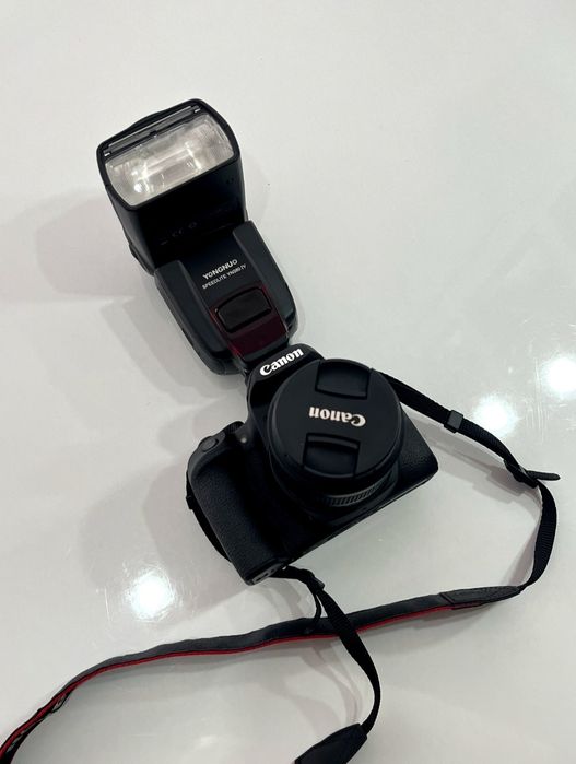 Фотоапарат Canon eos 850D