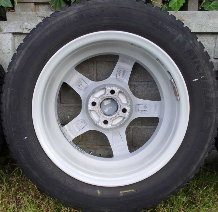 Super felgi aluminiowe DEZENT 15 cali 4x100 z oponami MICHELIN gratis