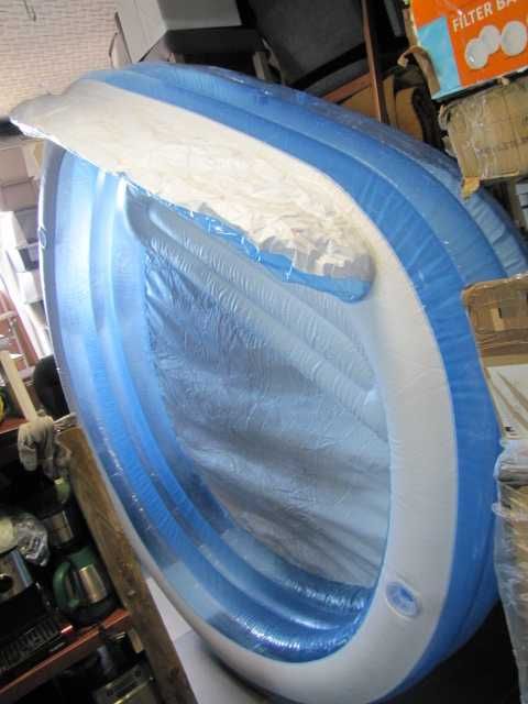 Basen dmuchany z siedziskiem i oparciem INTEX 229 x 218 x 79 cm