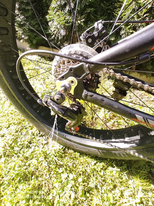 Продаю раму від велосипеда в подарок колеса і руль