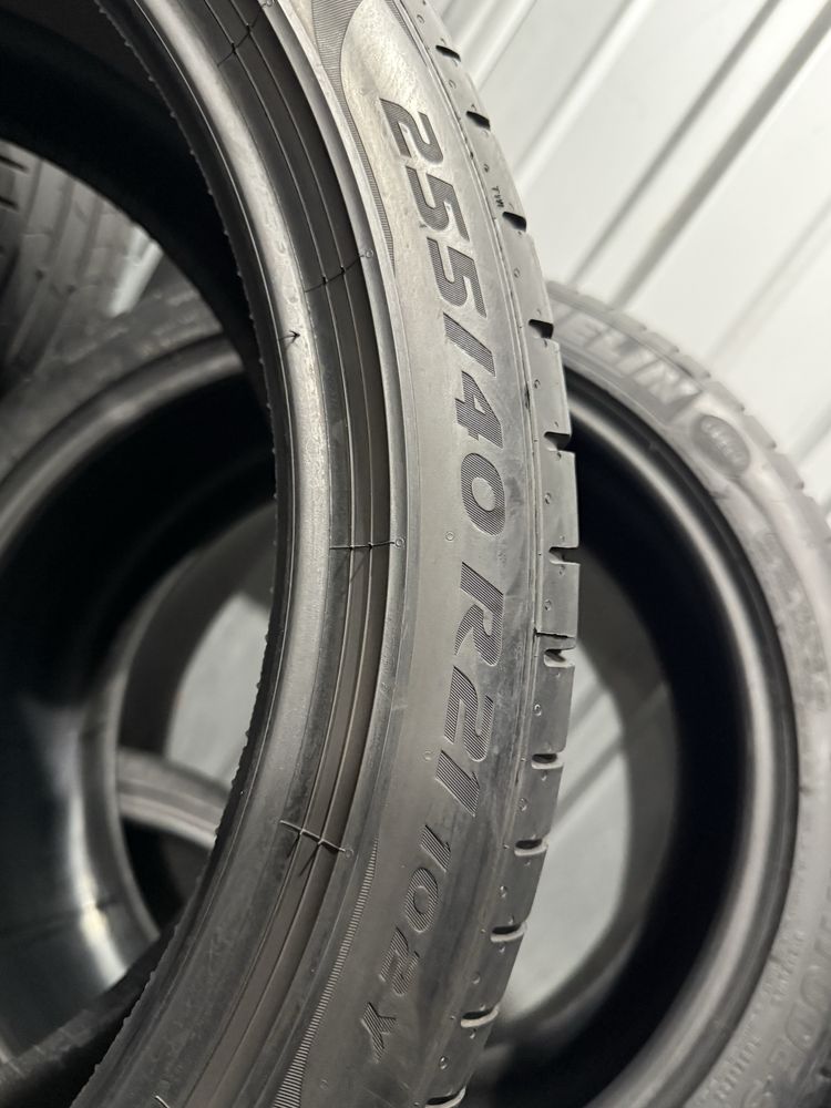 255/40 r21 Pirelli 4 шт.