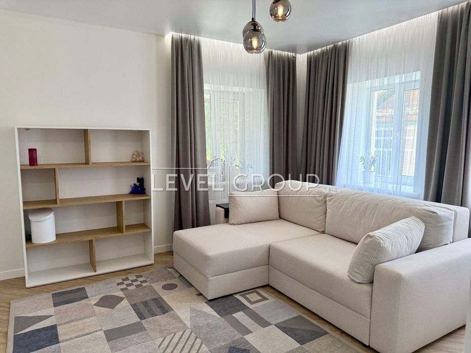 Продаж будинку з новим! ремонтом Київська обл, 20 соток,Яготин